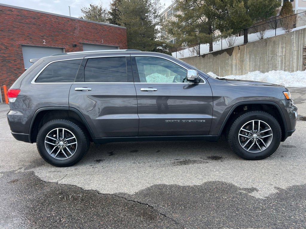 Used 2018 Jeep Grand Cherokee Limited image 6
