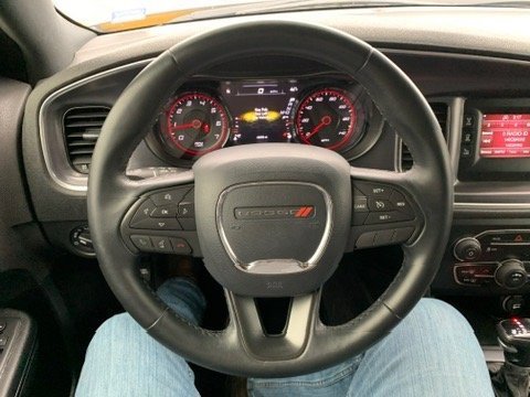 Used 2017 Dodge Charger SE w/ Power Sunroof Group image 3