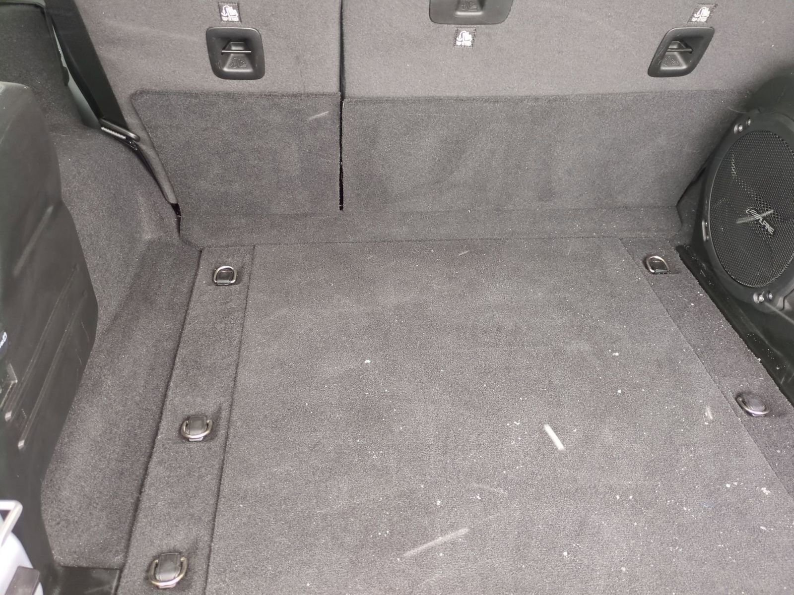 Used 2023 Jeep Wrangler Altitude image 40