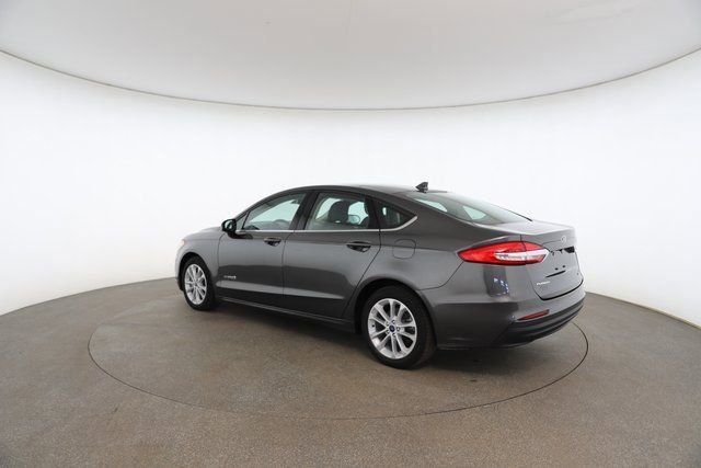 Used 2019 Ford Fusion SE image 10
