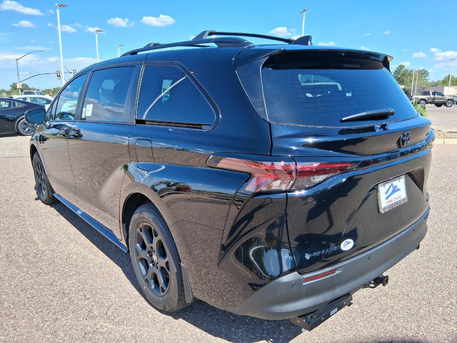 New 2026 Toyota Sienna XLE Woodland Edition AWD/4WD image 3