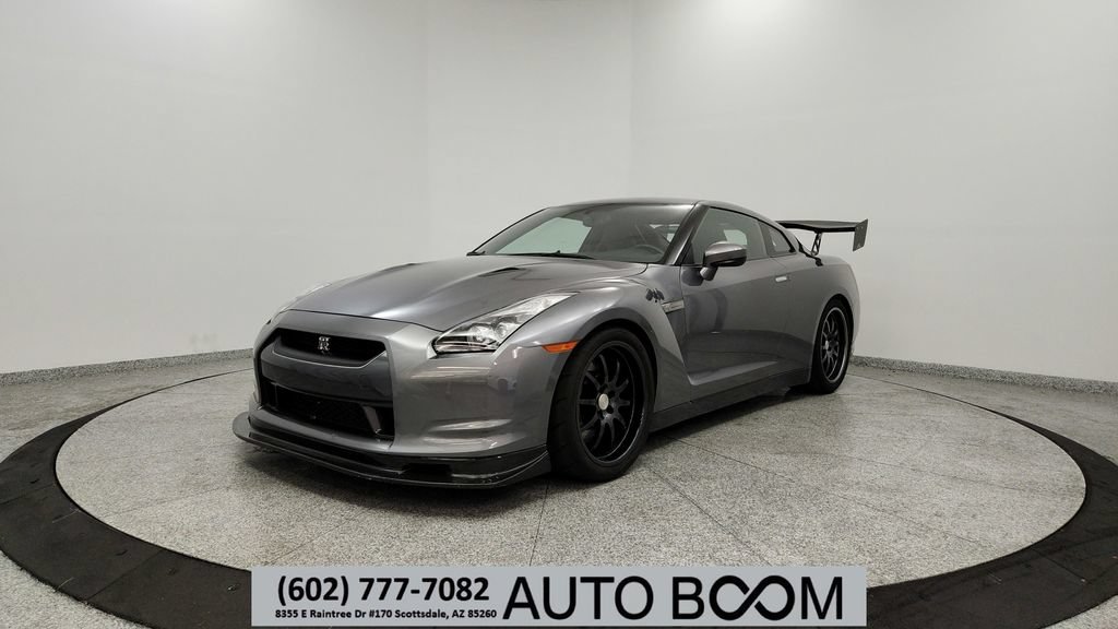 Used 2011 Nissan GT-R Premium AWD/4WD image 1