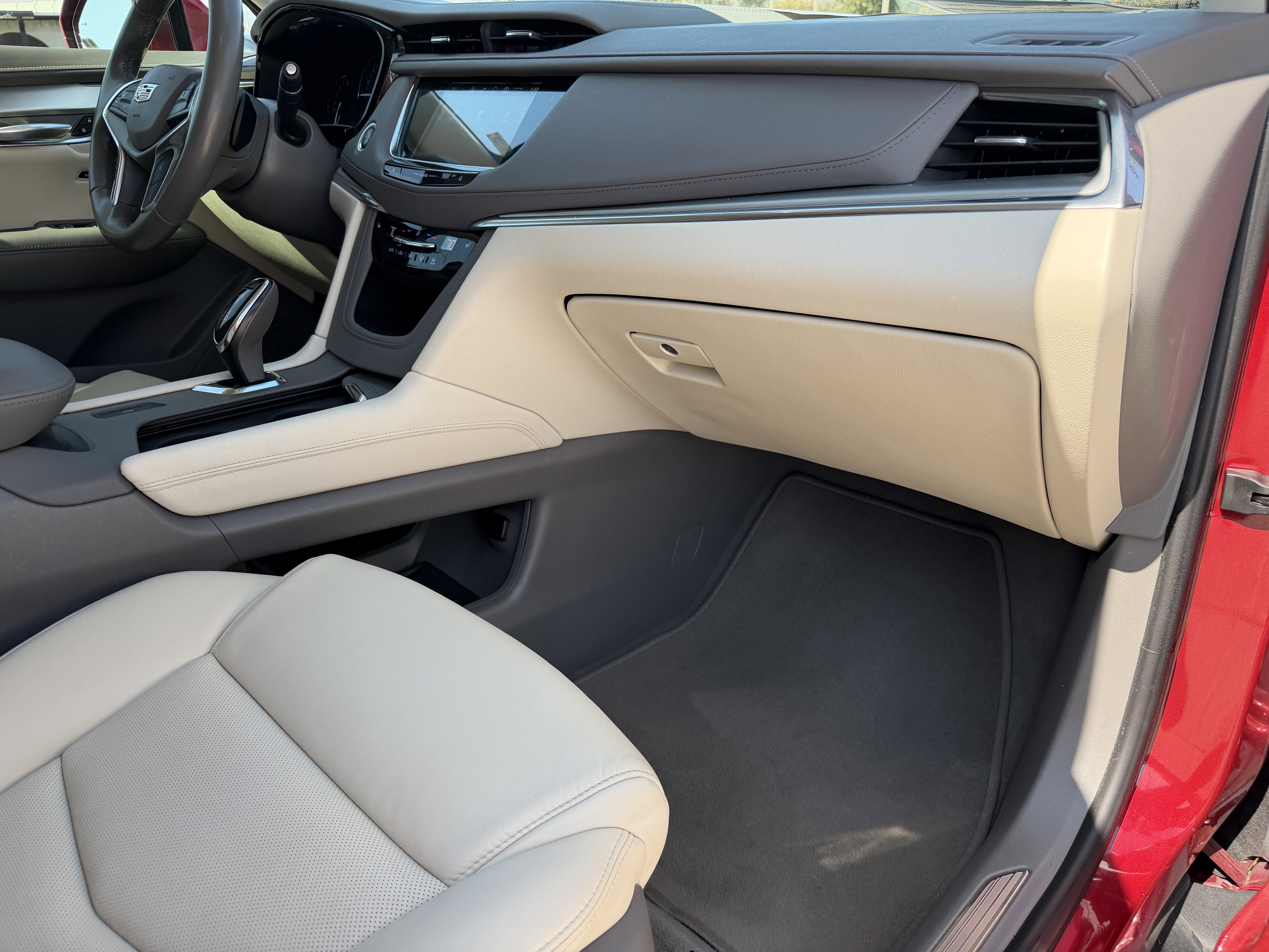 Used 2019 Cadillac XT5 Luxury image 12