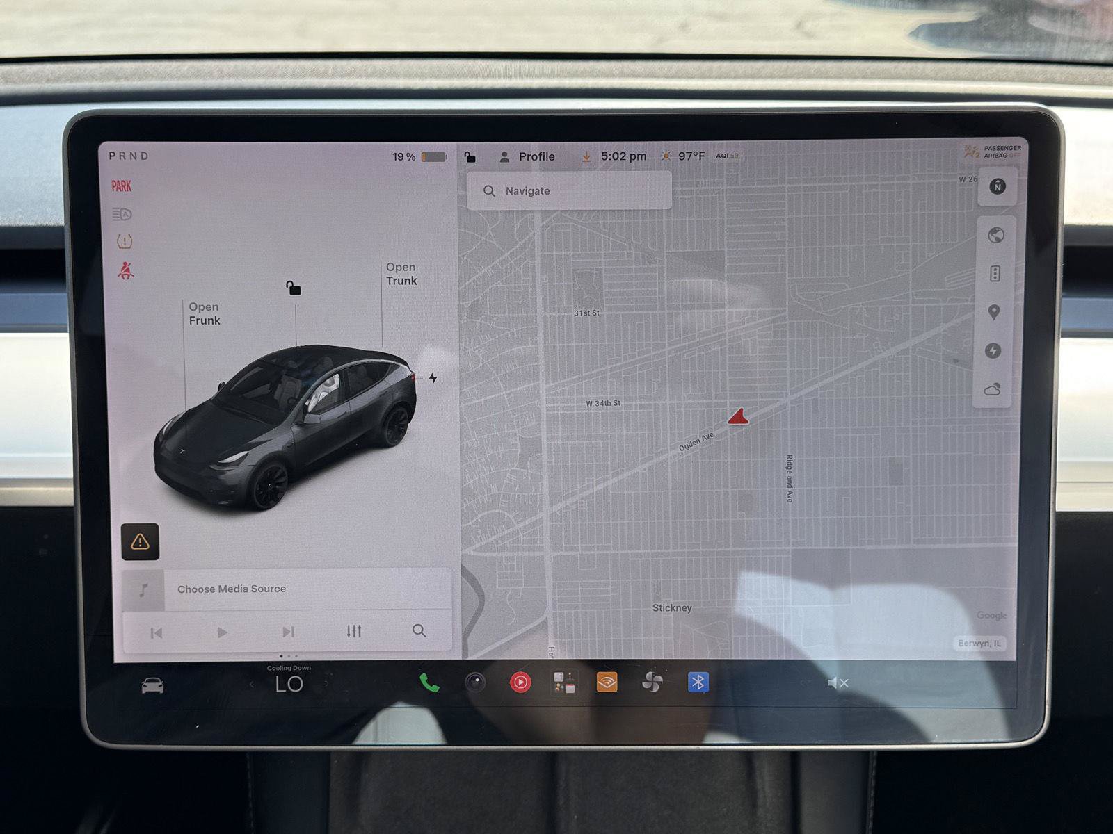 Used 2021 Tesla Model Y Long Range AWD/4WD image 28