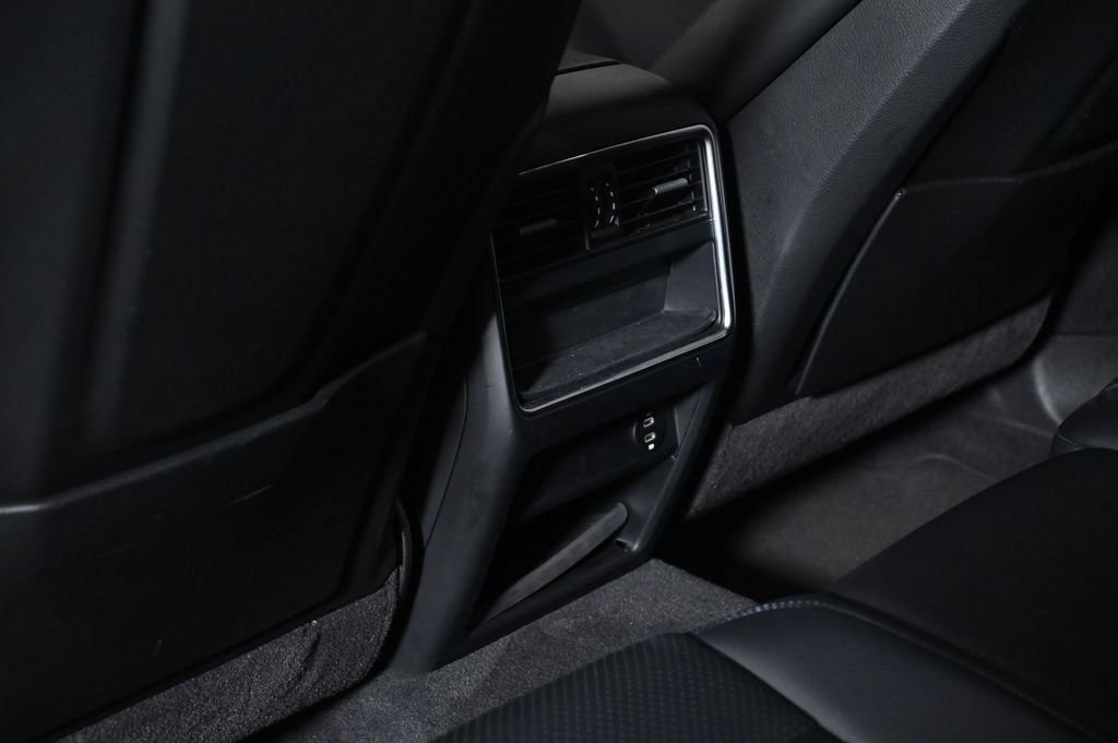 Certified 2021 Porsche Cayenne AWD/4WD image 20