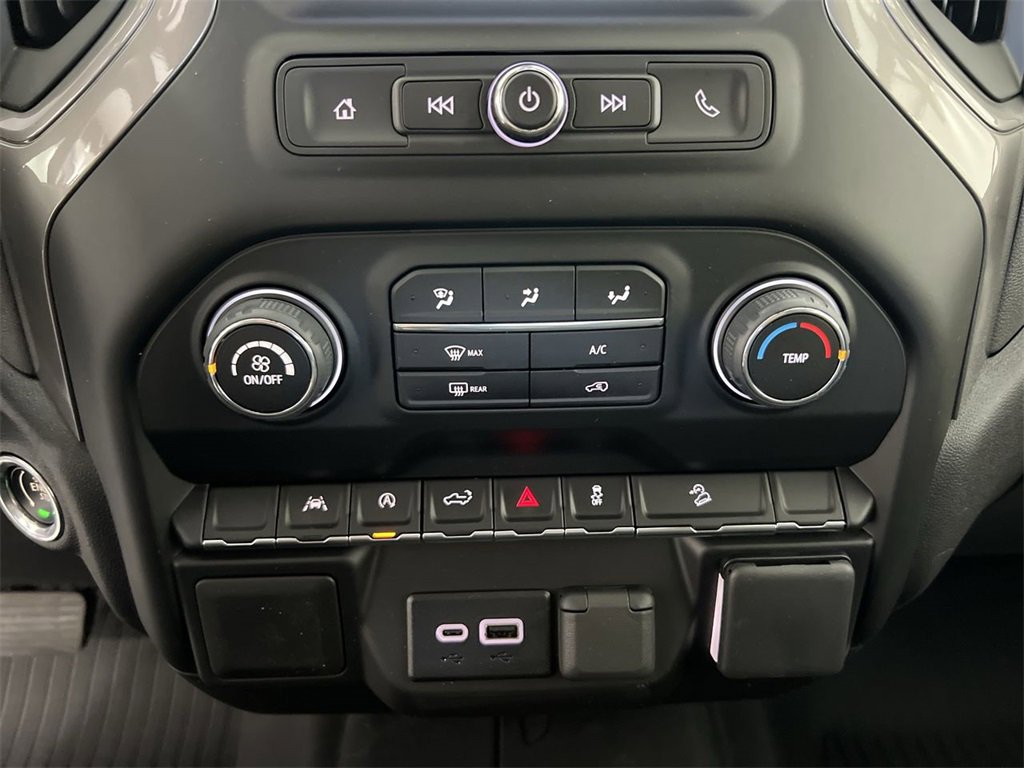 New 2026 Chevrolet Silverado 1500 Custom Trail Boss w/ LPO, Dark Essentials Package image 16