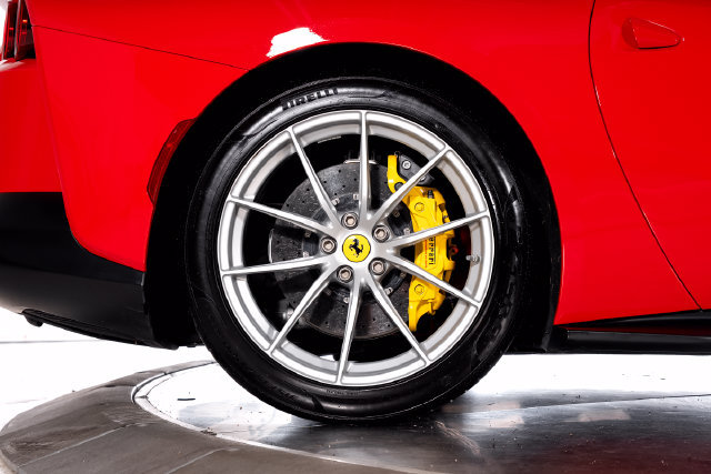 Certified 2019 Ferrari 812 Superfast RWD image 20