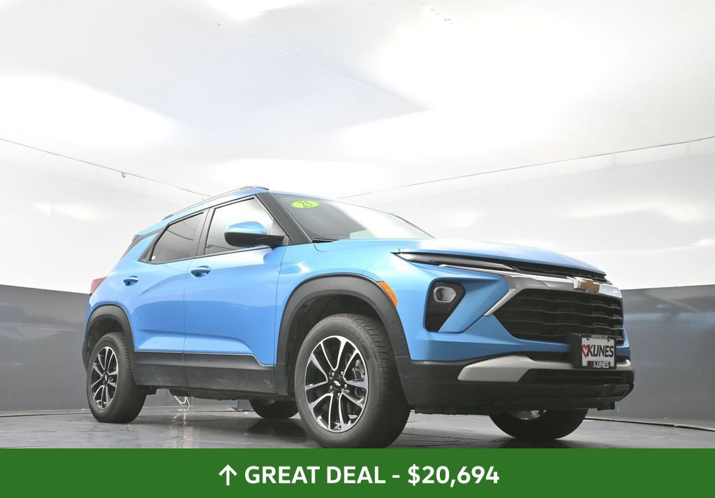 Used 2025 Chevrolet TrailBlazer LT AWD/4WD image 54