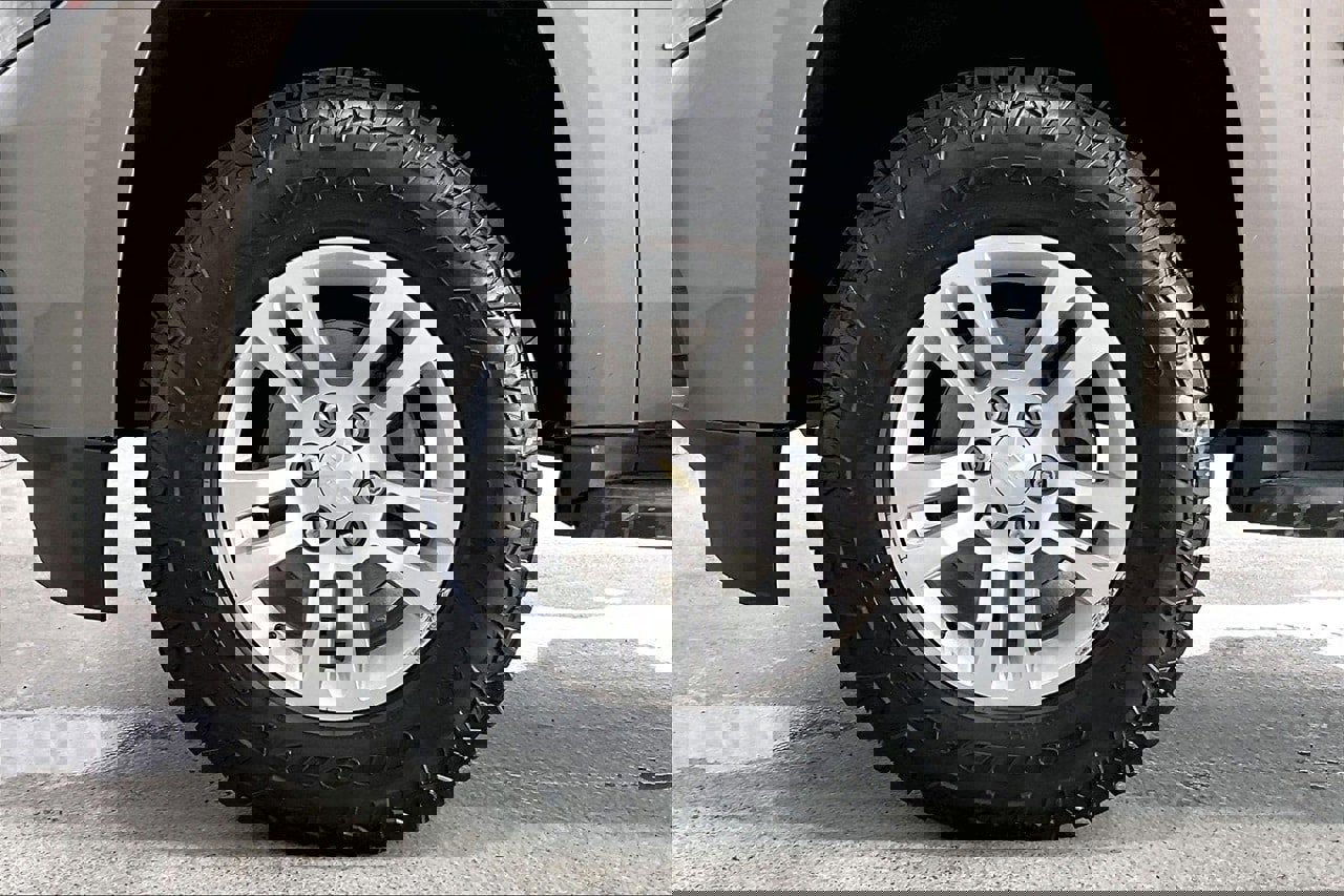 Used 2017 Chevrolet Tahoe LT image 8