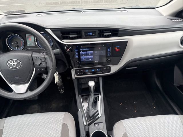 Used 2018 Toyota Corolla LE w/ LE Premium Package w/Moonroof image 22