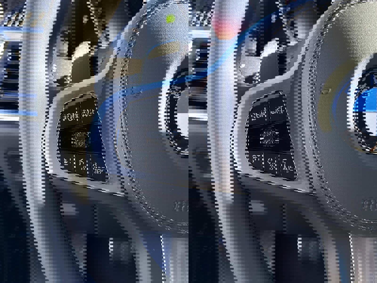 New 2026 BMW X6 xDrive40i w/ Executive Package image 22