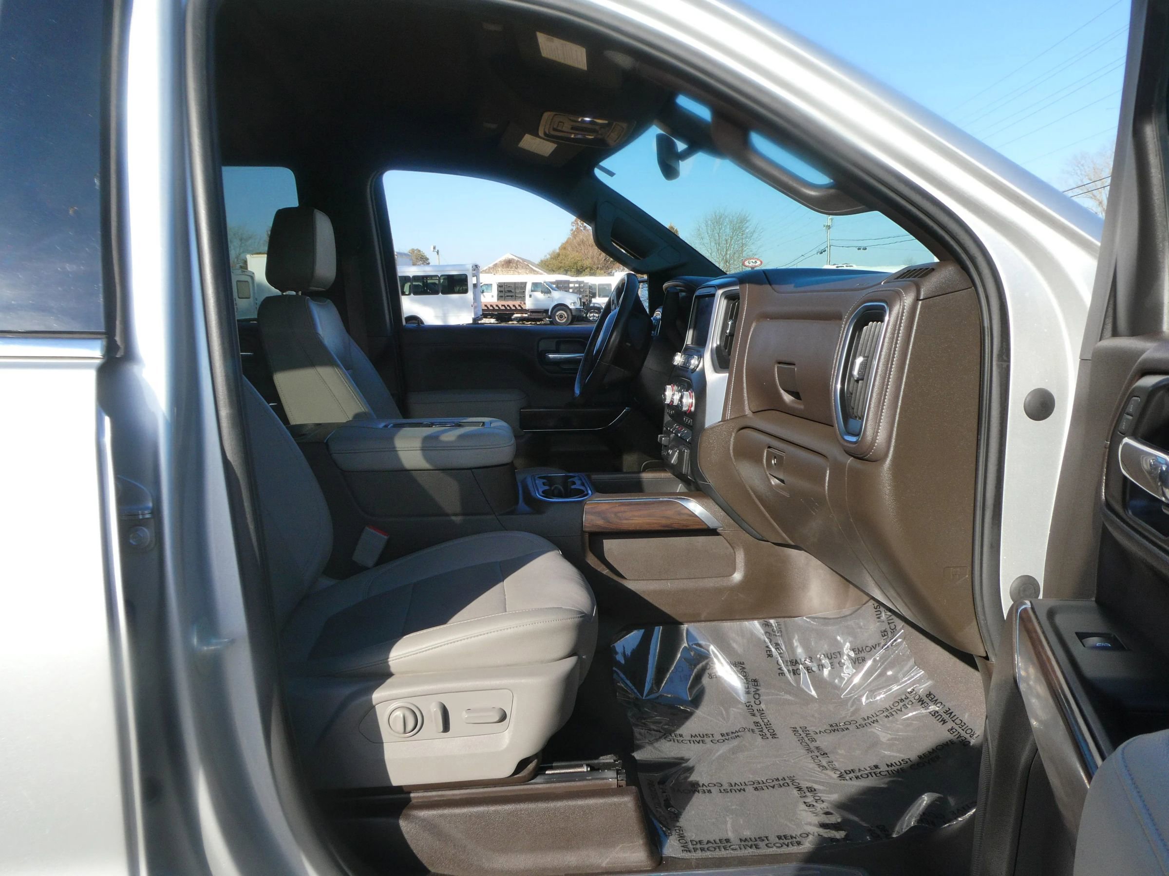 Used 2022 GMC Sierra 1500 SLT w/ SLT Convenience Package image 24