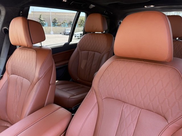 Used 2025 BMW X7 M60i image 20
