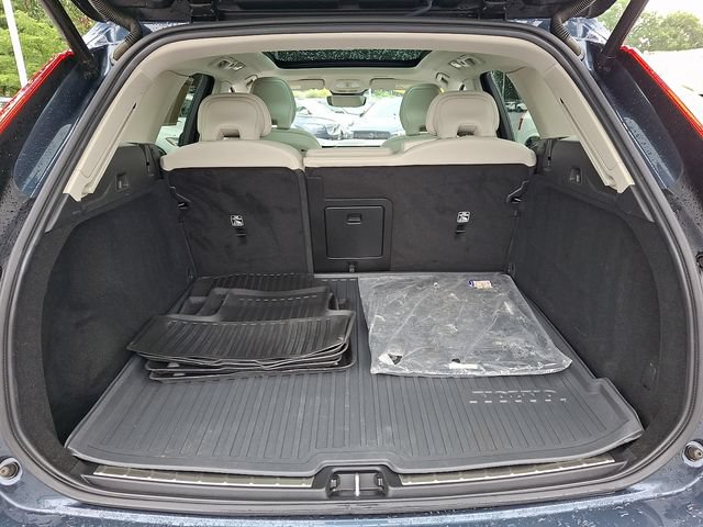 Certified 2023 Volvo XC60 B5 Core w/ Climate Package AWD/4WD image 29