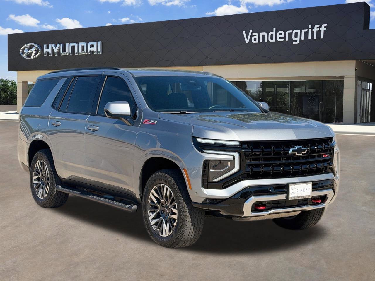 Used 2025 Chevrolet Tahoe Z71 AWD/4WD image 4