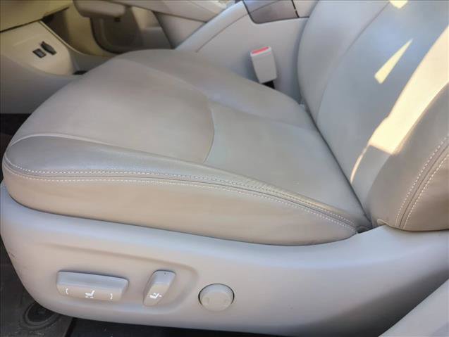Used 2014 Toyota Prius Four FWD image 11