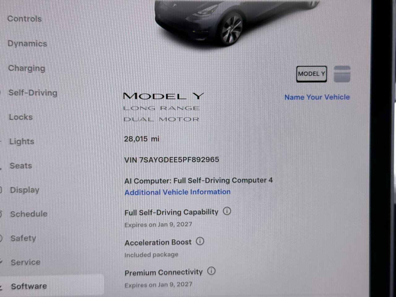 Used 2023 Tesla Model Y Long Range AWD/4WD image 2