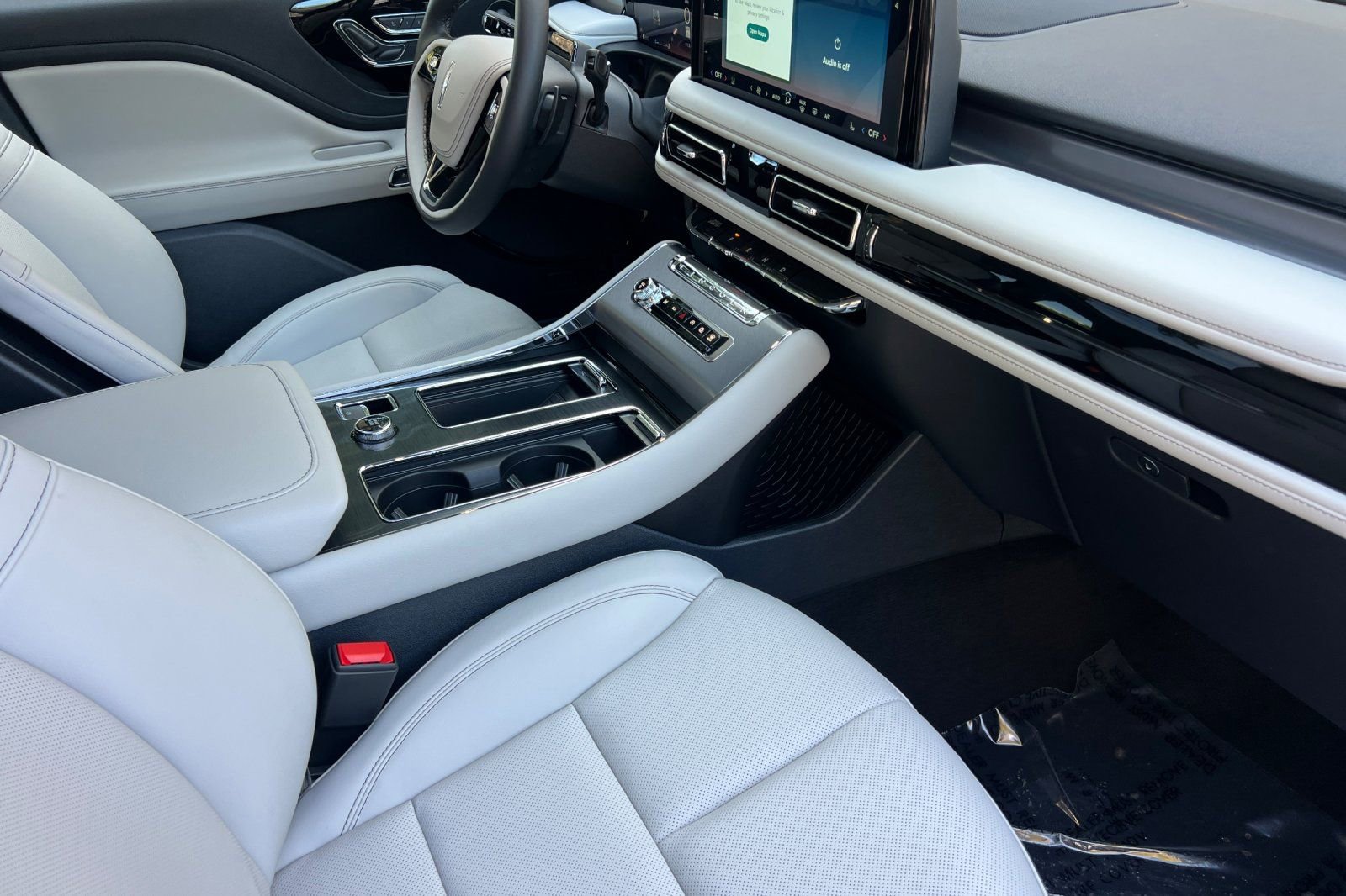 New 2026 Lincoln Aviator AWD image 15