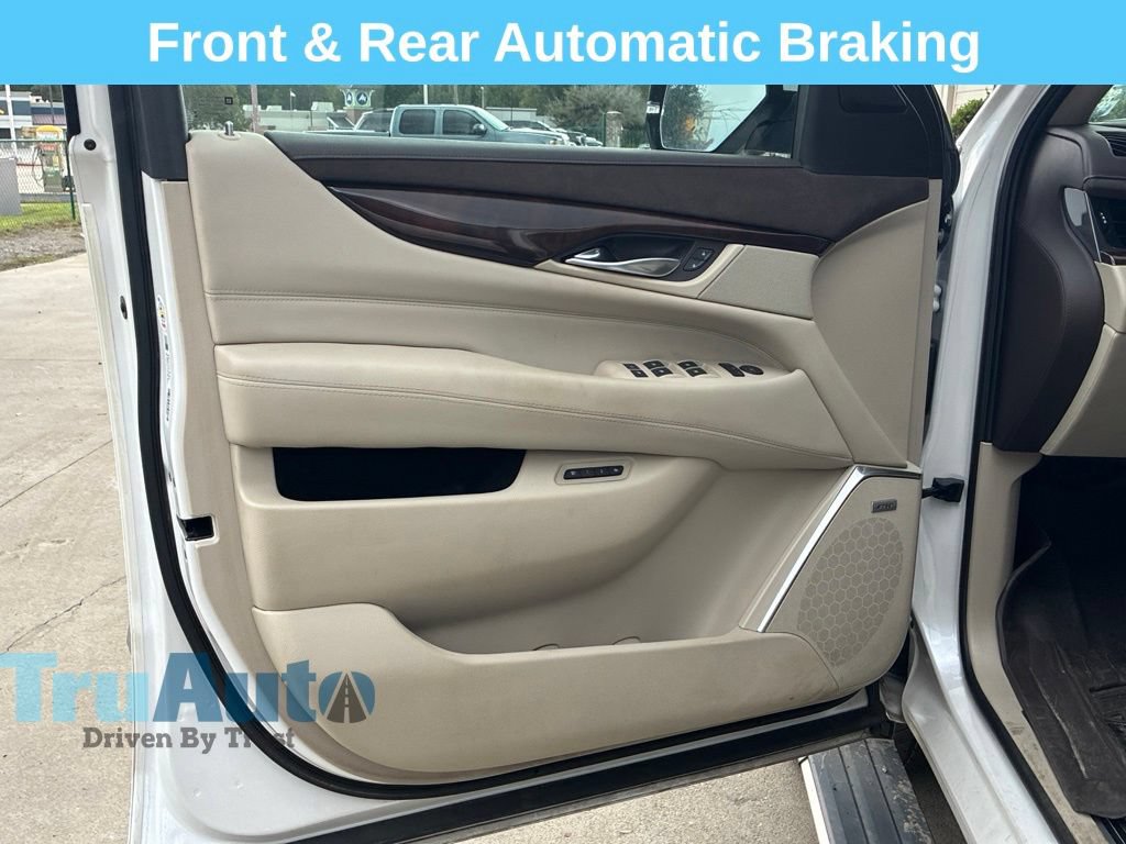 Used 2017 Cadillac Escalade Premium Luxury w/ LPO, Radiant Package AWD/4WD image 20