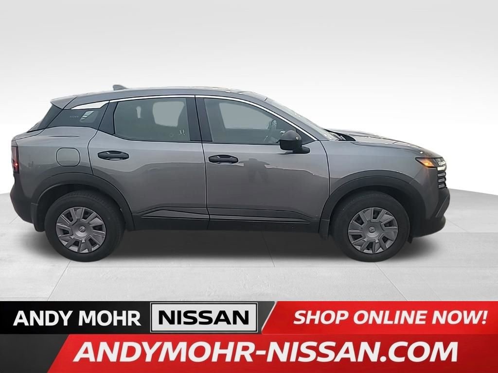 Used 2025 Nissan Kicks S image 4