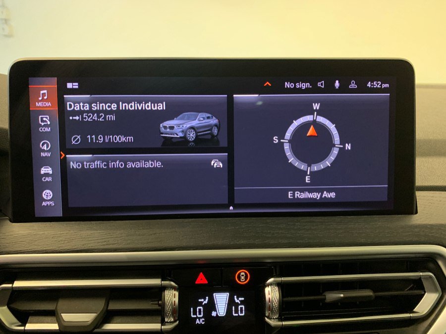 Used 2025 BMW X4 xDrive30i AWD/4WD image 30