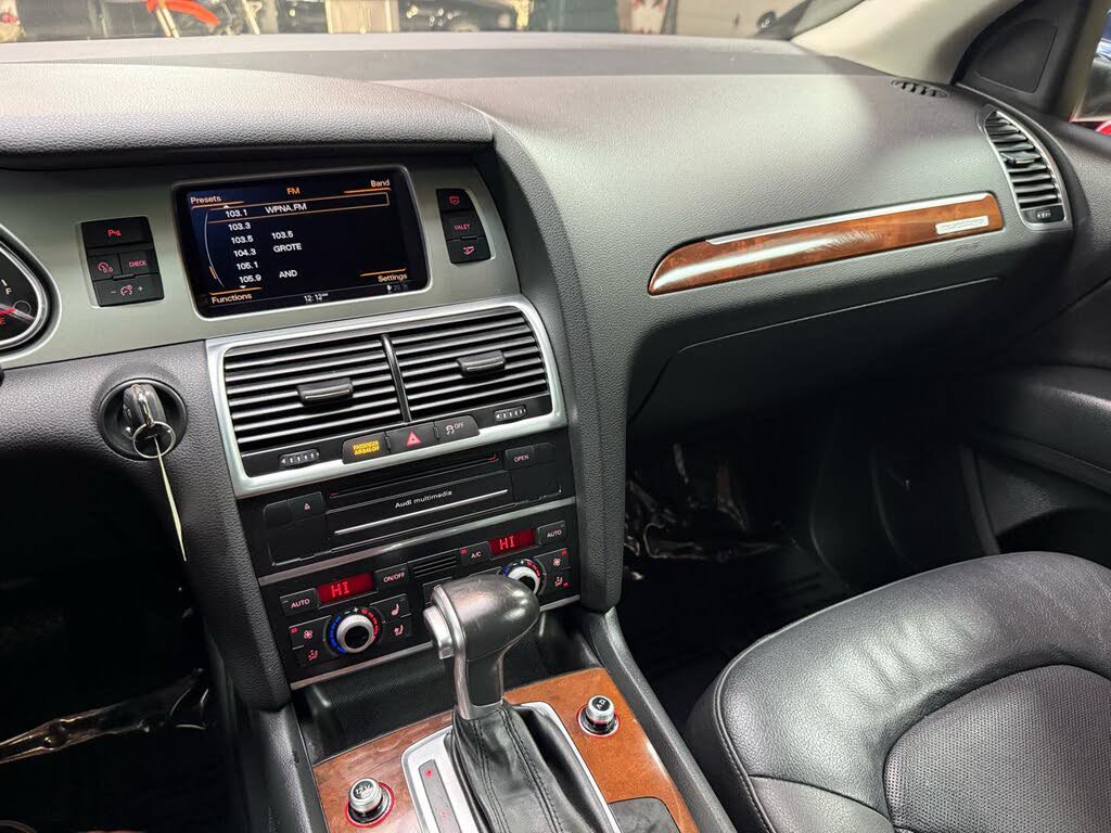 Used 2015 Audi Q7 3.0T S line Prestige AWD/4WD image 18
