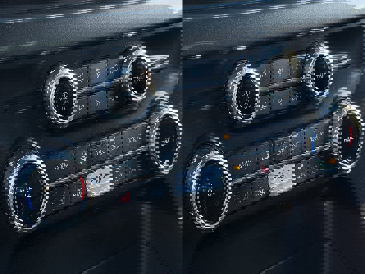 Used 2023 Ford F150 XLT w/ Equipment Group 302A High image 17