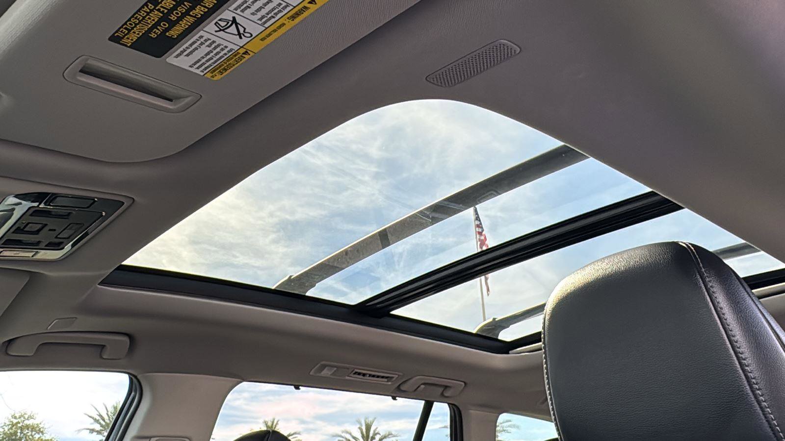 Used 2025 Toyota Grand Highlander FWD image 25