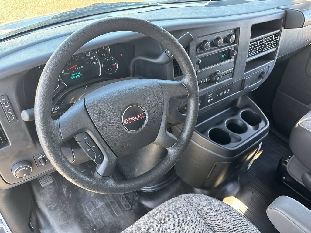 New 2025 GMC Savana 2500 Extended w/ Driver Convenience Package RWD image 10