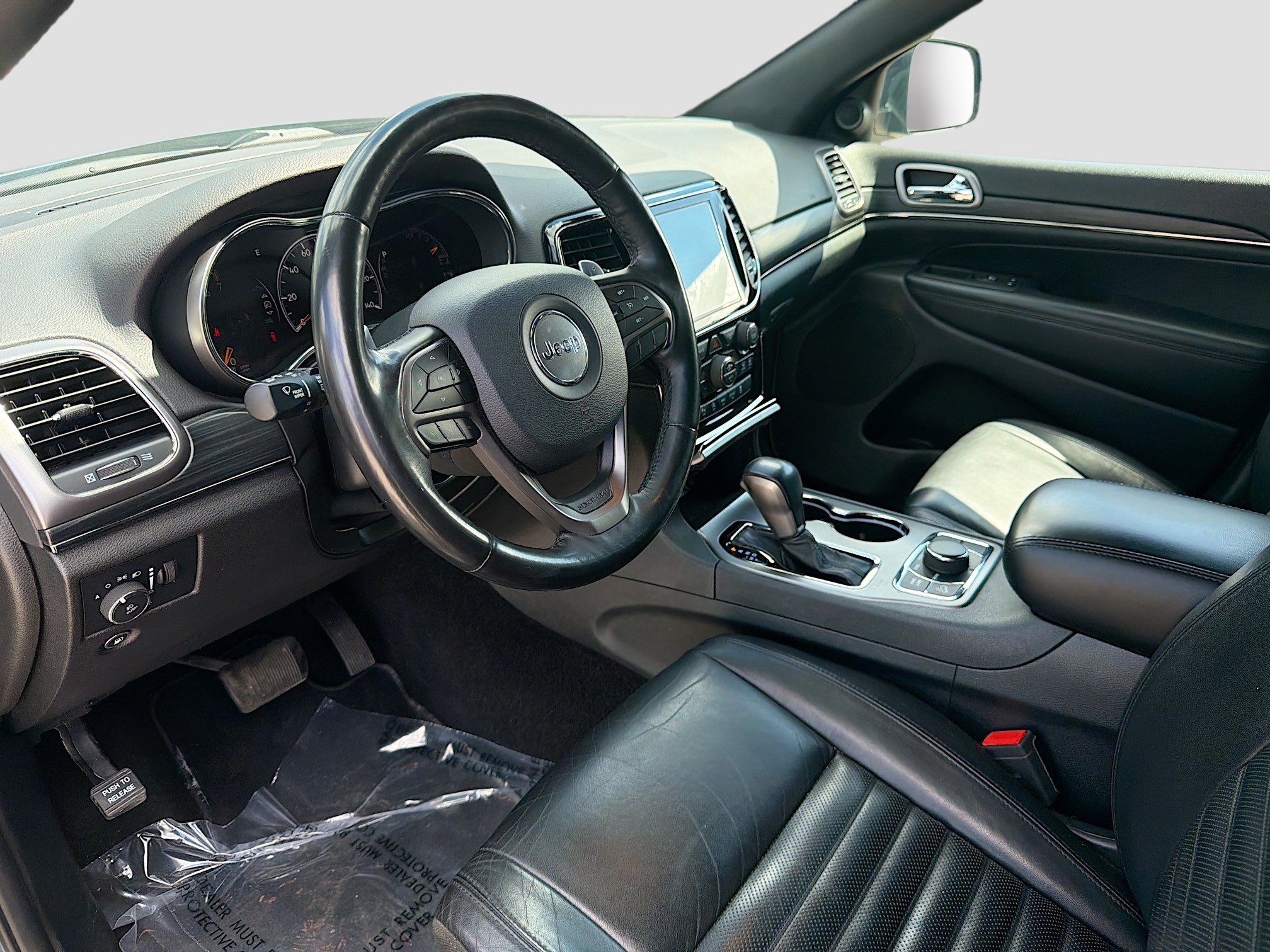 Used 2019 Jeep Grand Cherokee Limited X image 27