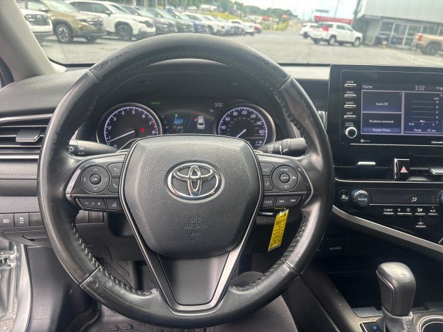 Used 2023 Toyota Camry SE AWD/4WD image 17
