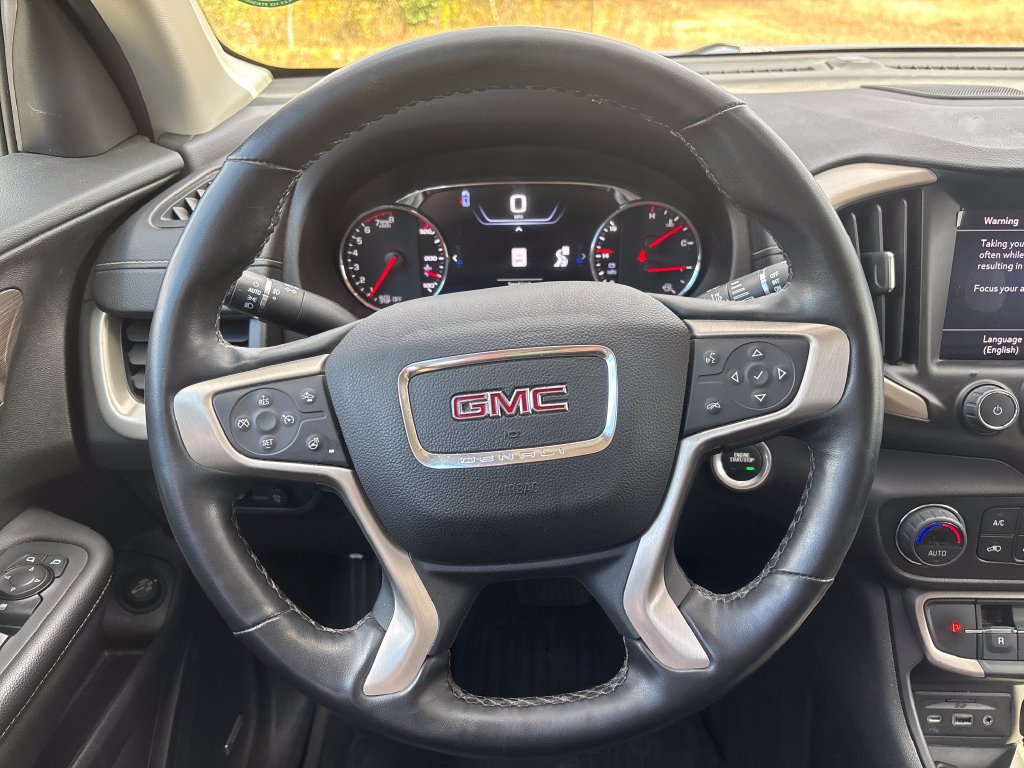 Used 2024 GMC Terrain Denali AWD/4WD image 15