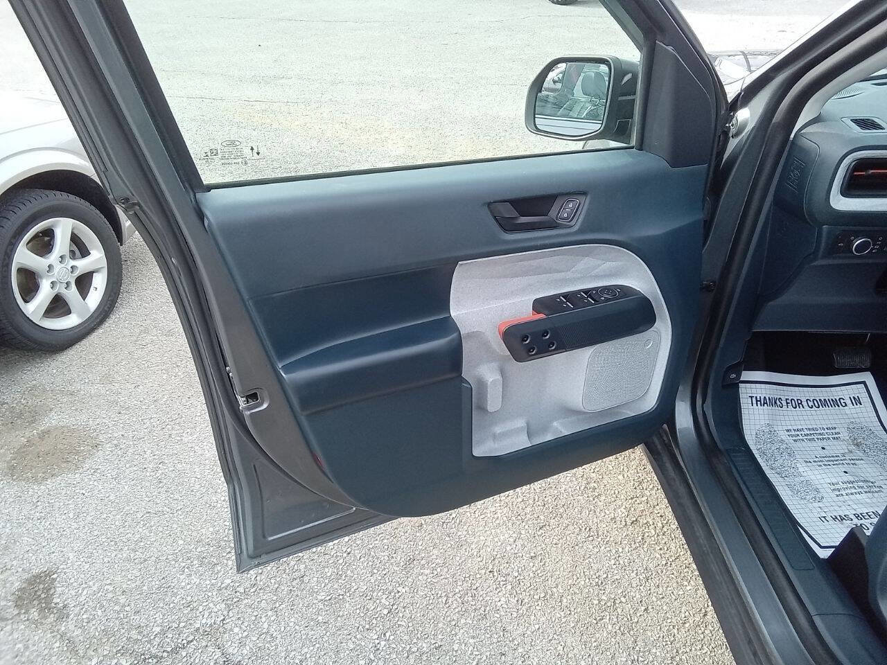 Used 2022 Ford Maverick XLT image 13