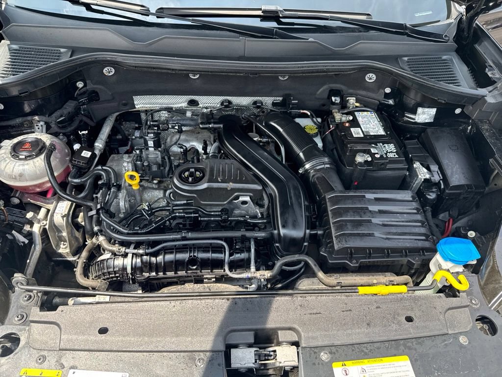 Used 2022 Volkswagen Taos SE AWD/4WD image 11
