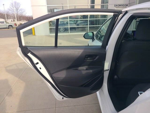 Used 2024 Toyota Corolla LE image 14