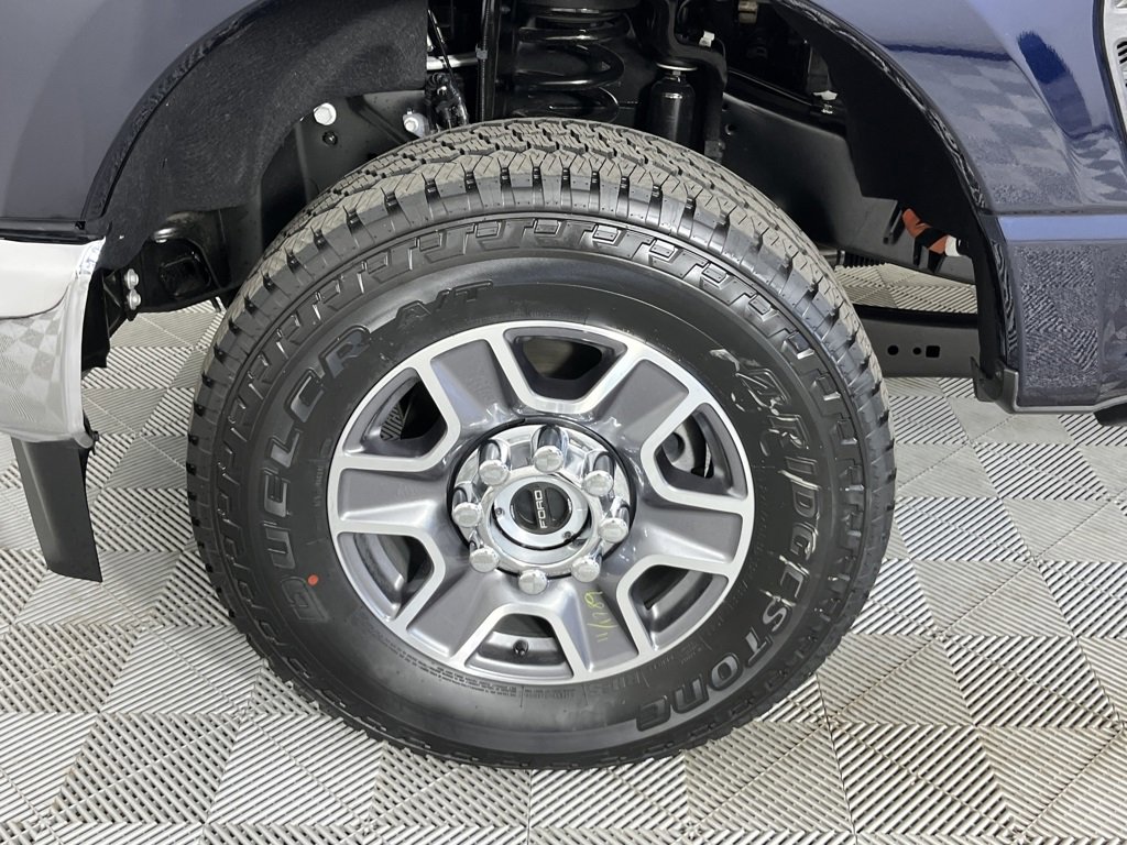 Certified 2025 Ford F350 Lariat image 8