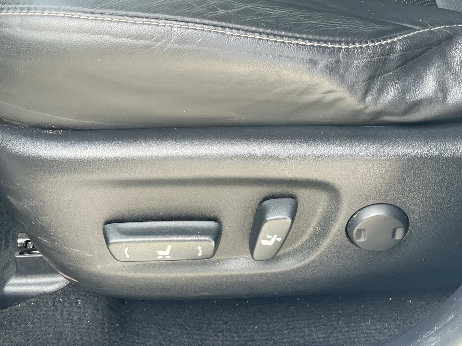 Used 2015 Lexus NX 200t FWD w/ Luxury Package image 16