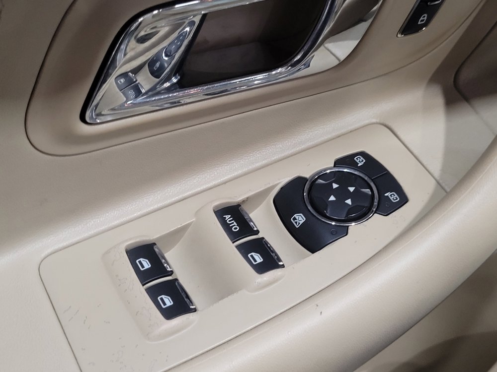 Used 2013 Ford Taurus SEL image 27