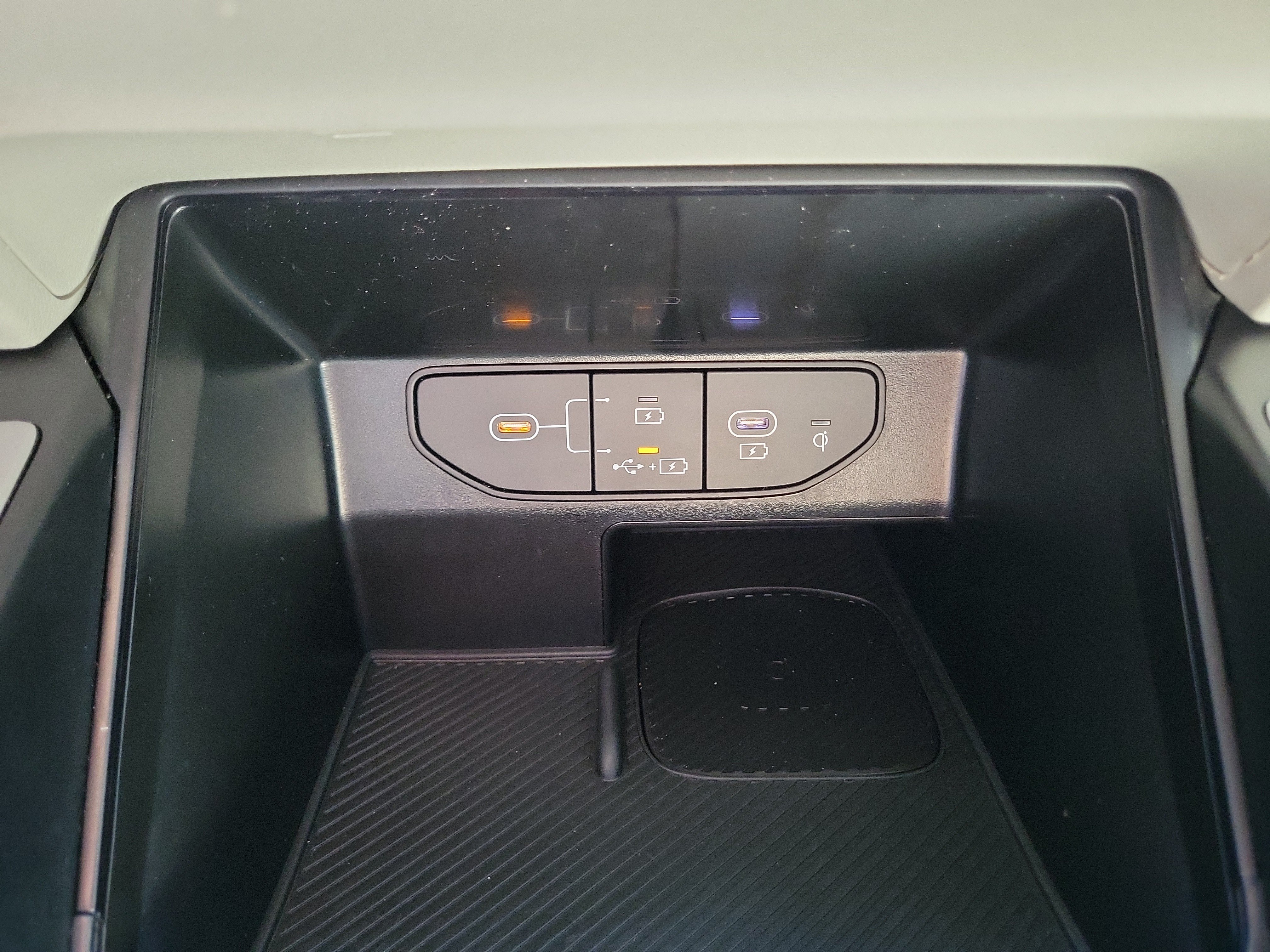 Certified 2025 Kia Sorento S w/ Panoramic Sunroof Package FWD image 36