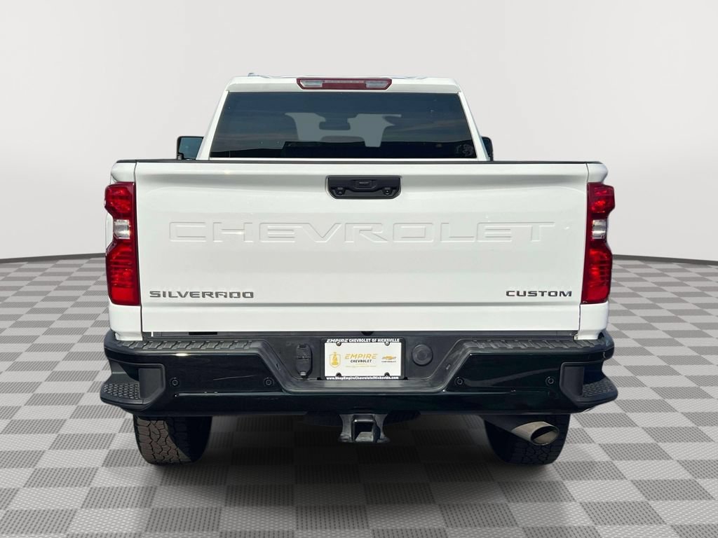 Used 2025 Chevrolet Silverado 2500 Custom w/ Custom Value Package AWD/4WD image 6