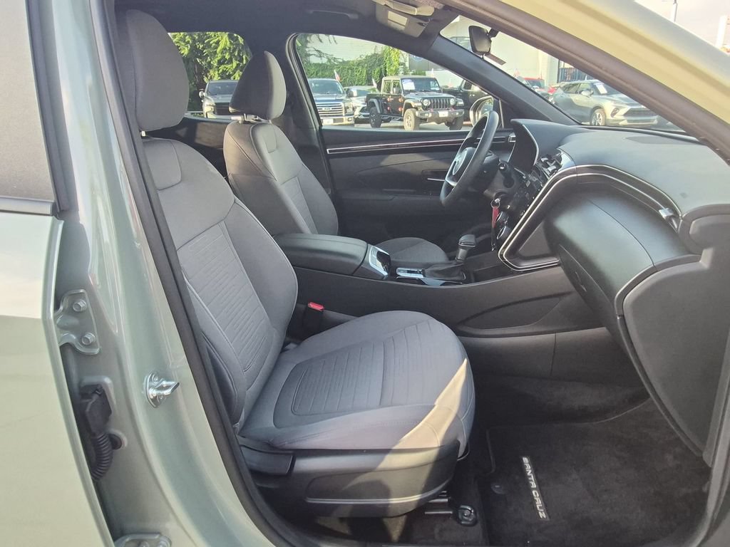 Used 2024 Hyundai Santa Cruz SE FWD image 23