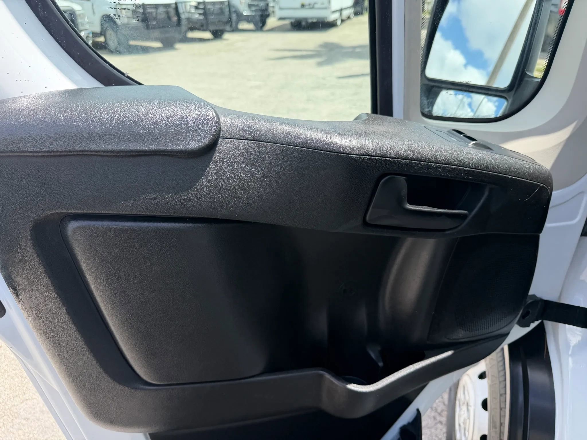 Used 2022 RAM ProMaster 3500 w/ Premium Convenience Group (A) FWD image 12