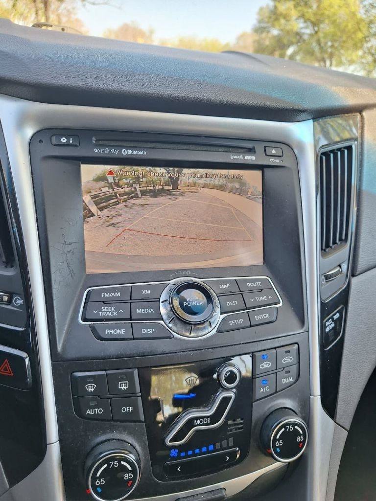 Used 2011 Hyundai Sonata Limited w/ Navigation Pkg 5 FWD image 9