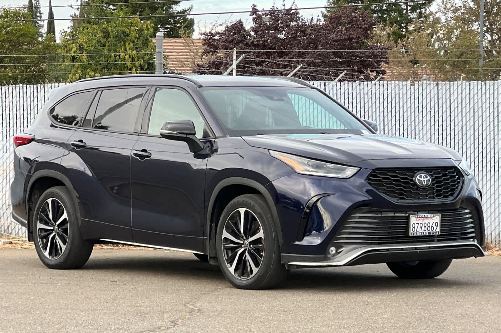 Used 2022 Toyota Highlander XSE AWD/4WD image 7
