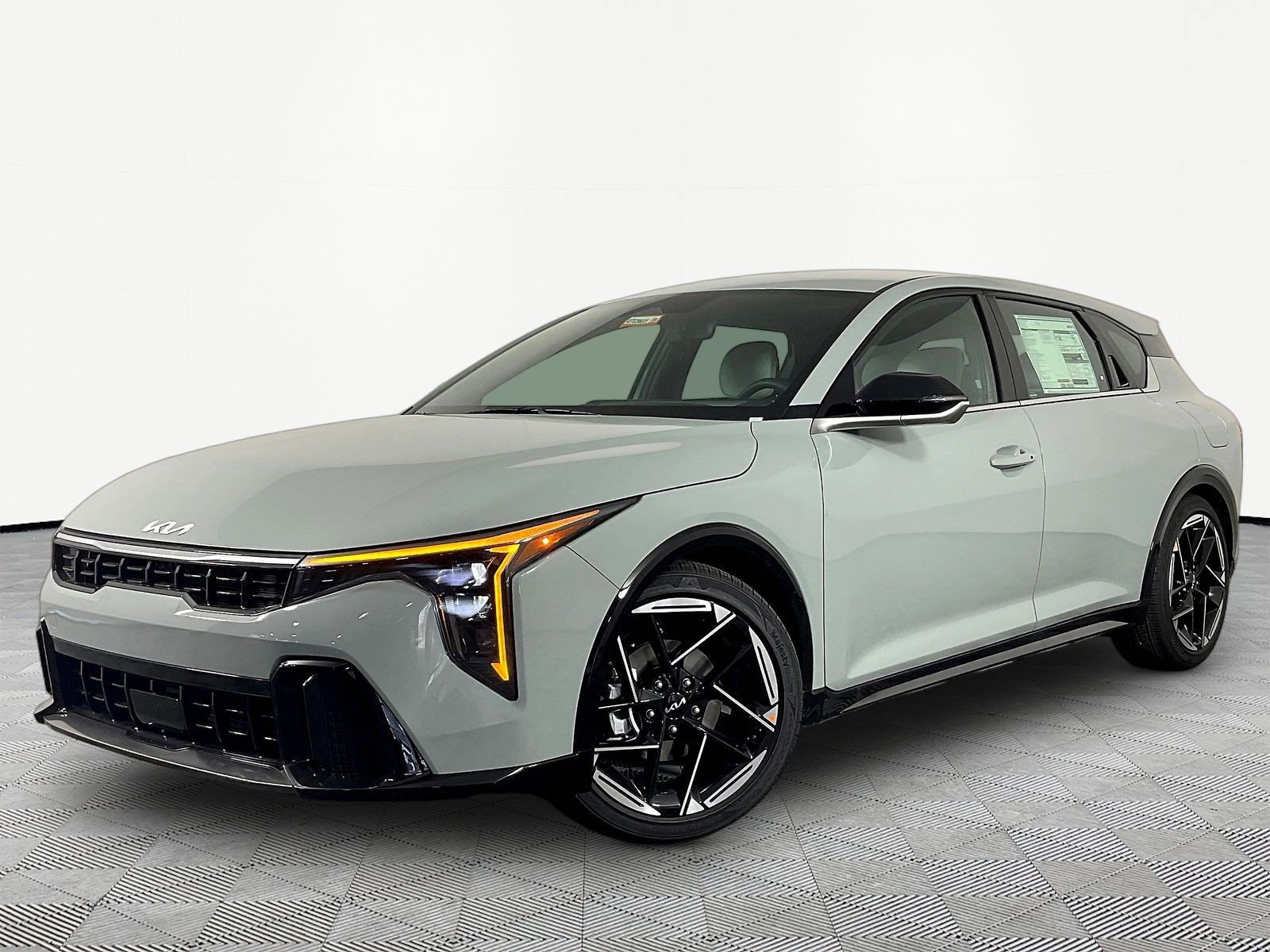 New 2026 Kia K4 GT-Line