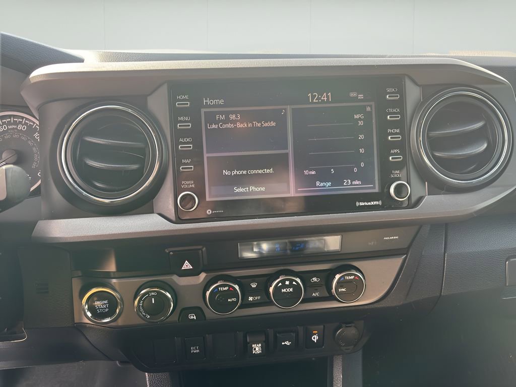 Used 2023 Toyota Tacoma TRD Off-Road image 29