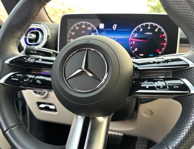 Certified 2025 Mercedes-Benz CLE 300 4MATIC Cabriolet image 28