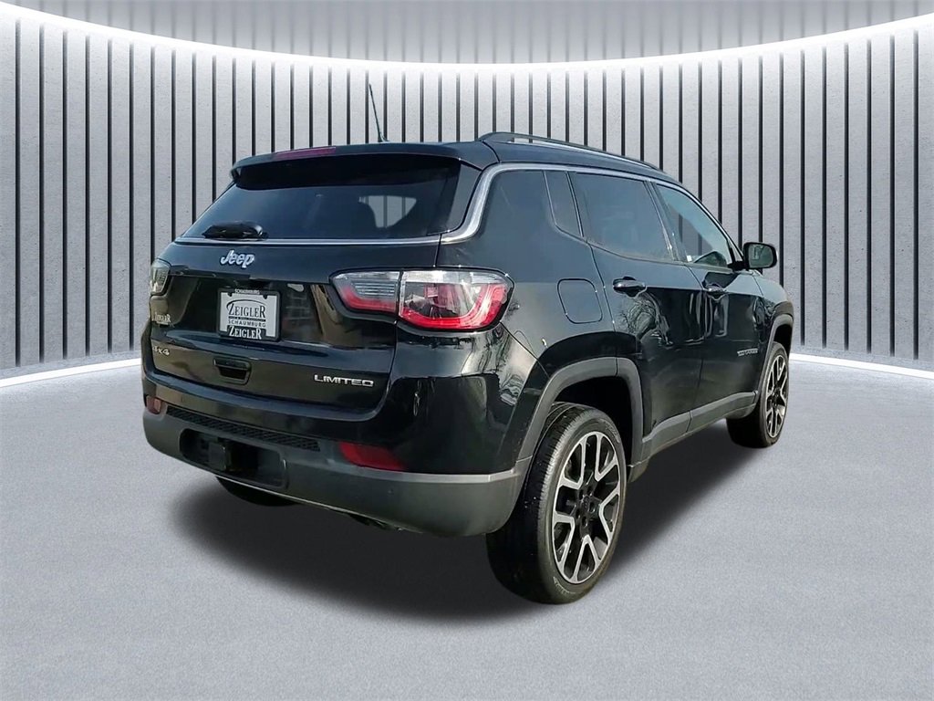 Used 2017 Jeep Compass Limited image 3