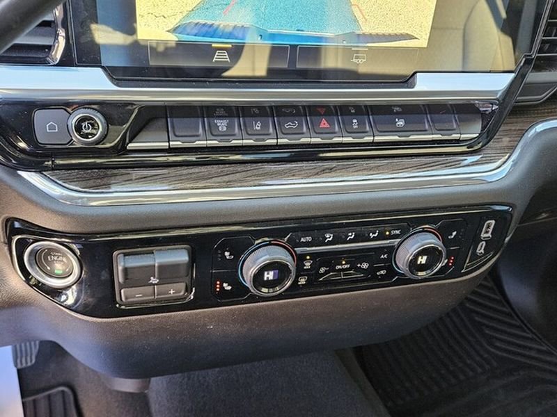 Used 2025 Chevrolet Silverado 3500 LT w/ Convenience Package AWD/4WD image 23