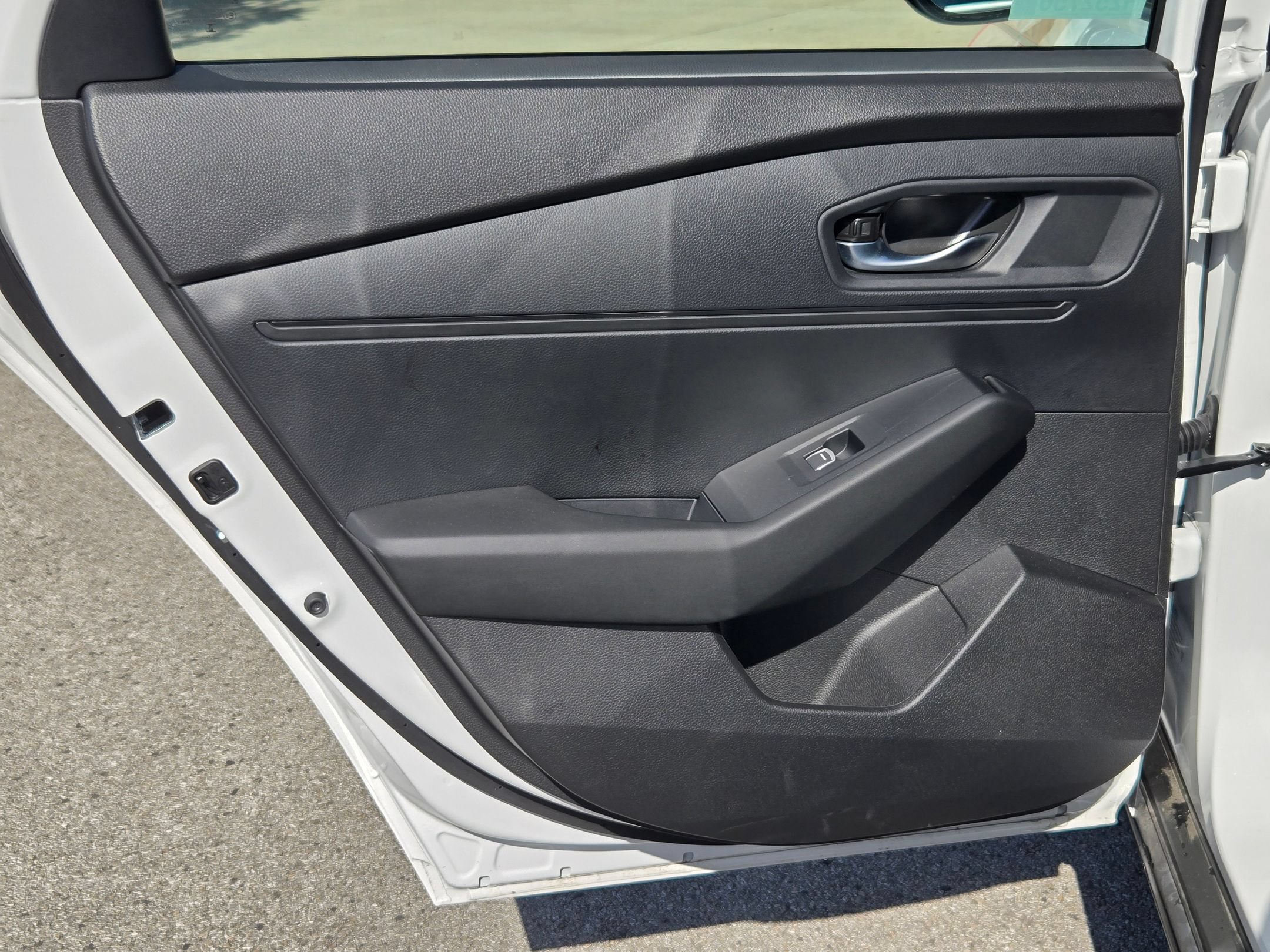 Certified 2025 Honda Accord Sport image 15